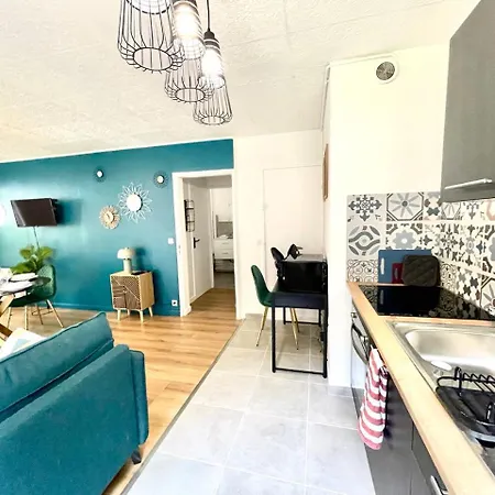 Apartment 35 M2#design Luxe #chateau #insead#bestofblo6